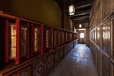 真实做爱动图,游戏新势力：逼真动图引玩家热议