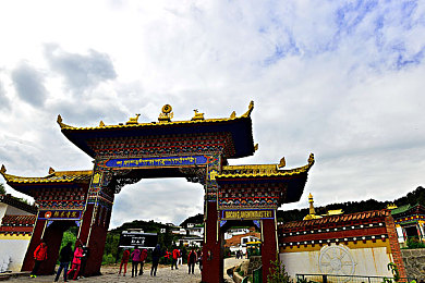 坐公交车最后一排被强,公交惊魂，最后一排险遭侵犯-2