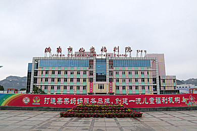 本色道久久久,企业坚守本色，创新驱动，品质铸就辉煌-3
