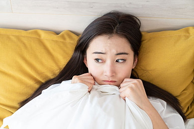我们三个一起要你好不好,团结传递温暖，共筑美好生活-3