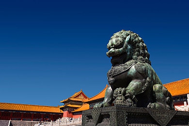大连小伙再进隔离区热出花癣斑,疫情防控一线志愿者患皮肤病，坚守岗位不言苦-1
