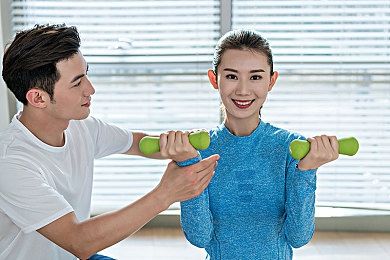 约会小树林下一句是什么,浪漫小树林：揭秘爱情谜题-4