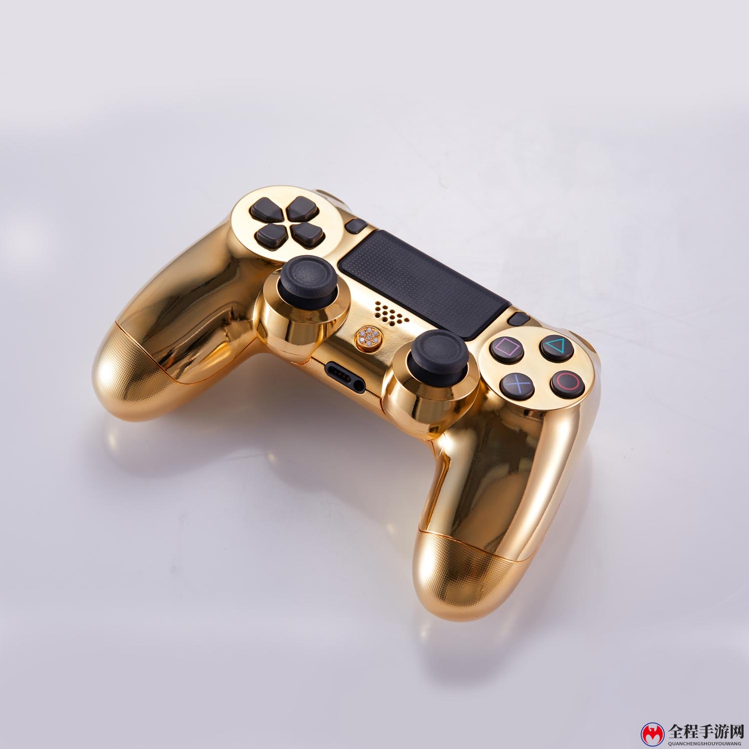 国外厂商推镀金镶钻版PS4手柄 豪华版接近10万元