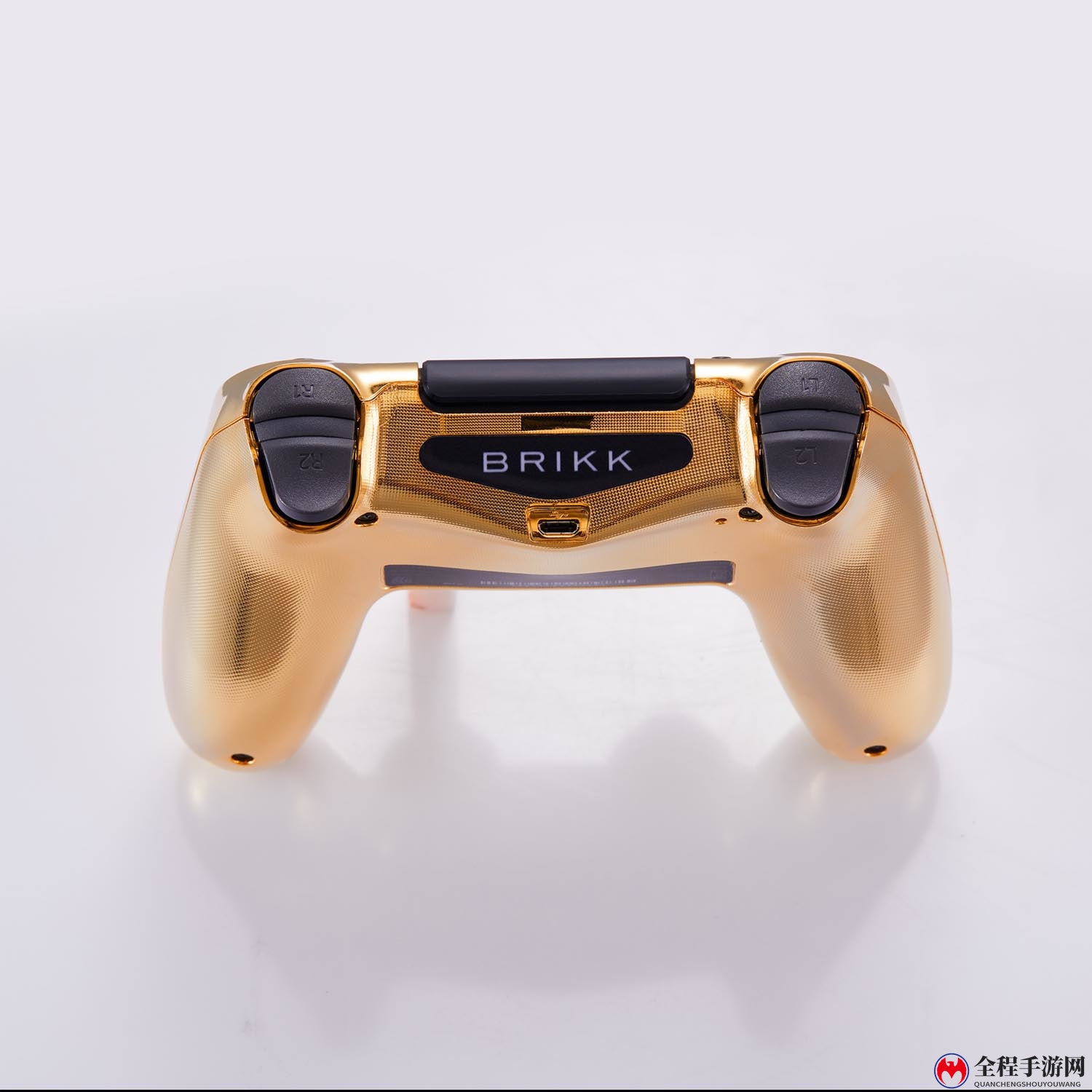 国外厂商推镀金镶钻版PS4手柄 豪华版接近10万元