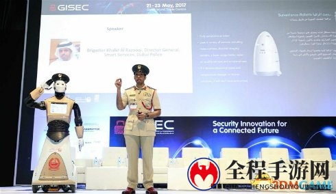 过劳自杀闻臭晕倒后空翻 2017年话题机器人趣闻录