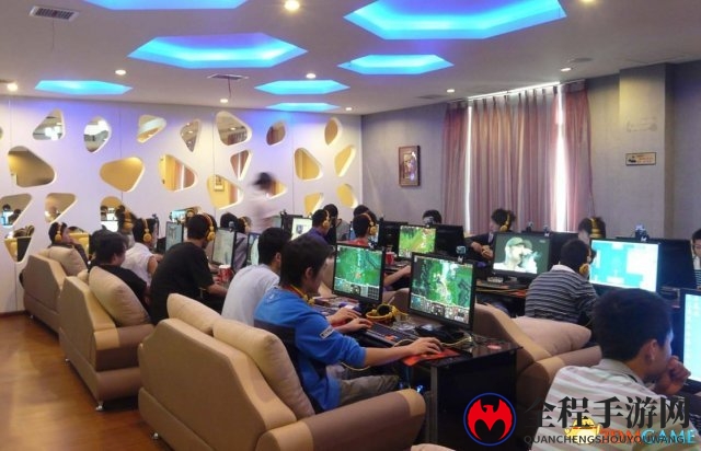 中国PC游戏重度爱好者，每周投入超42小时，热衷竞技挑战